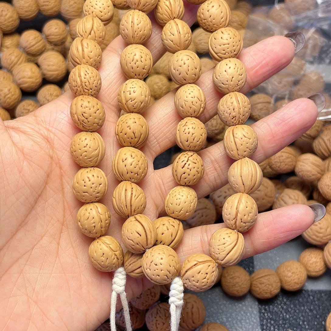 桃核手串想**…1.2野生小黄桃