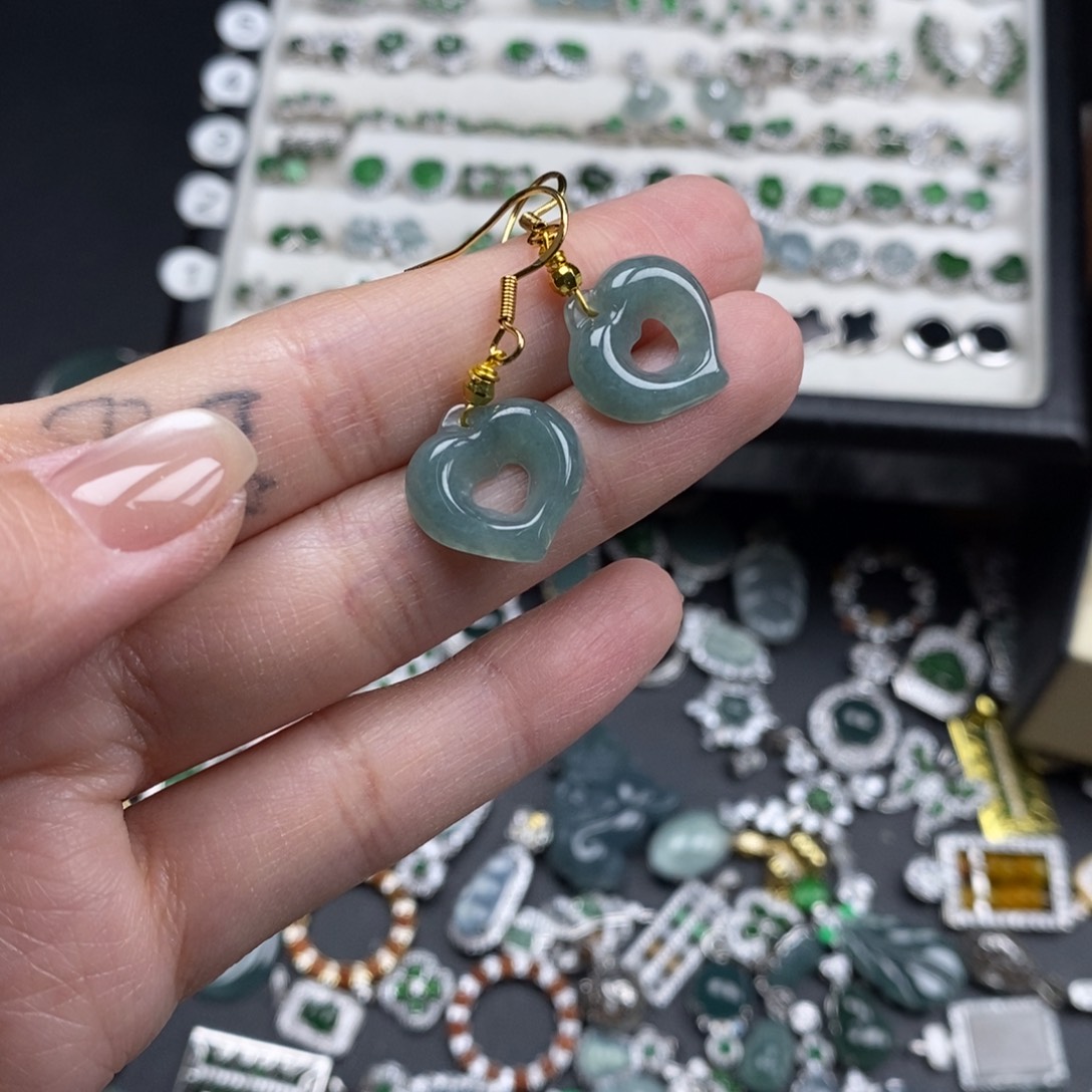 未镶嵌挂件翡翠翡翠