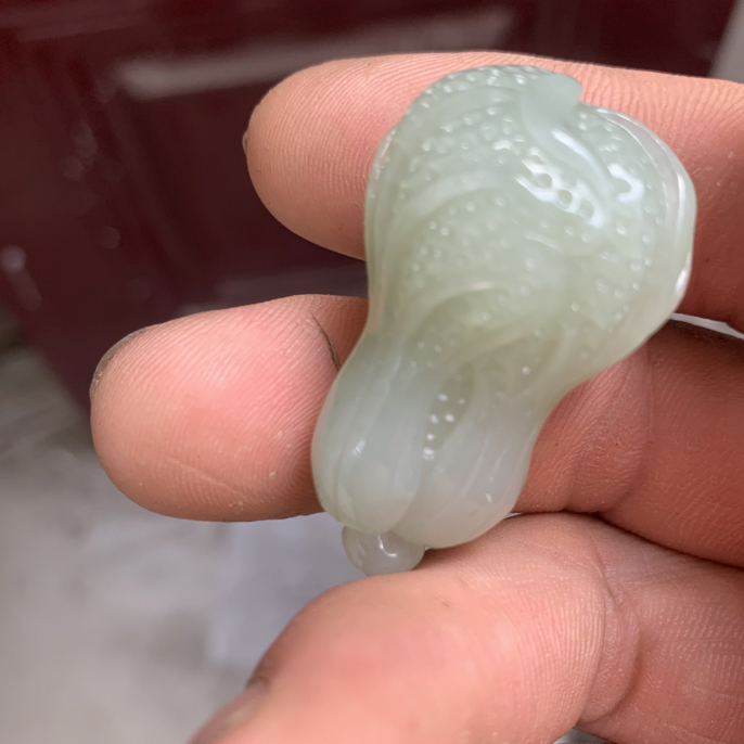和田玉纯天然纯手工雕刻白菜男女通用挂件