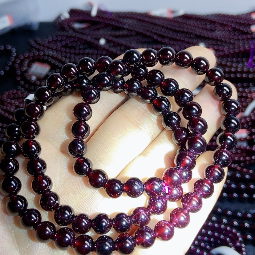 【闪购商品】石榴石手链未镶嵌7.3毫米