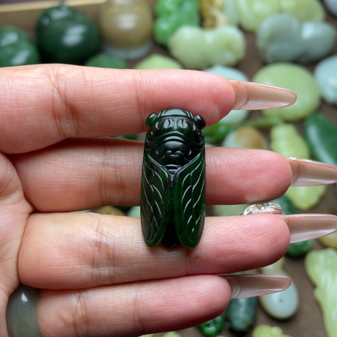 【闪购商品】颈饰未镶嵌和田玉煜*?