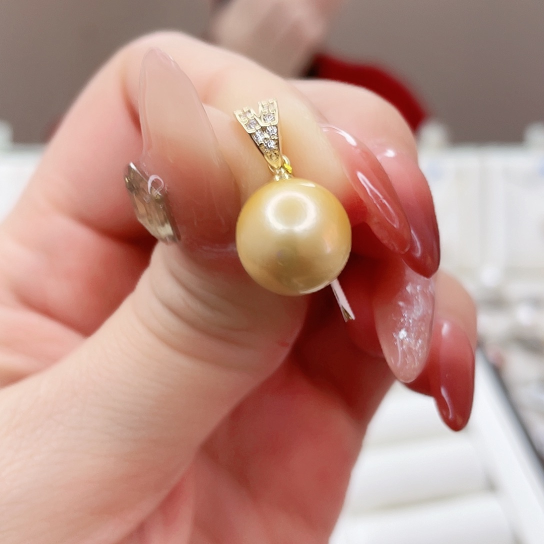 淡水珍珠颈饰未镶嵌