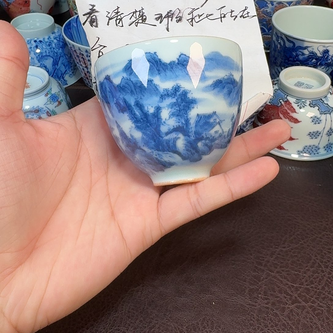 现代景德镇陶瓷杯