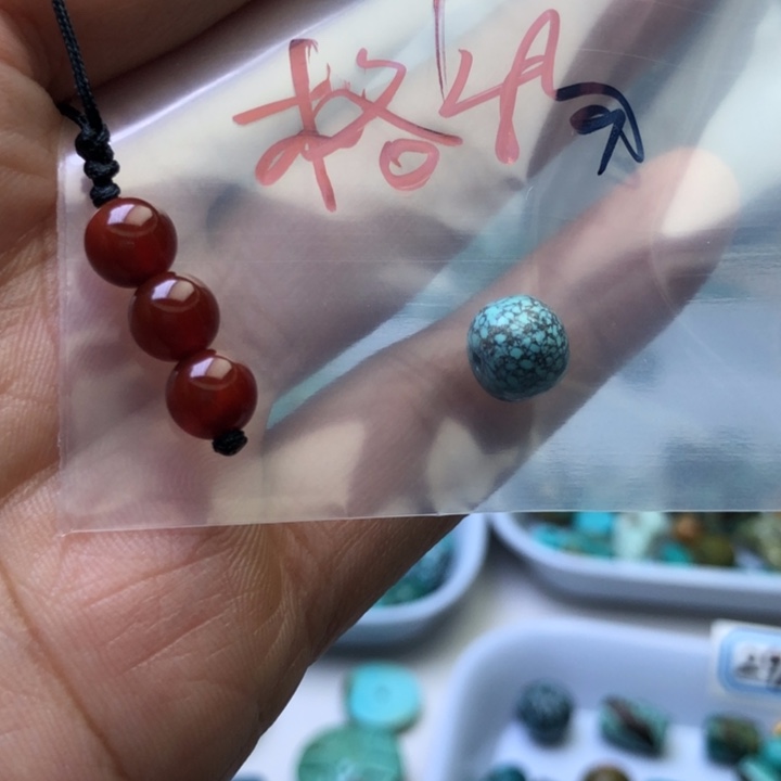 格***知南红玛瑙未镶嵌颈饰