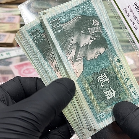 健健康康平平安安