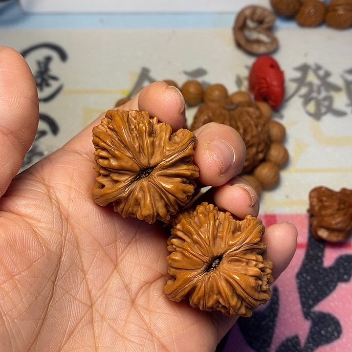 沃***纹文玩核桃把件四座楼全品