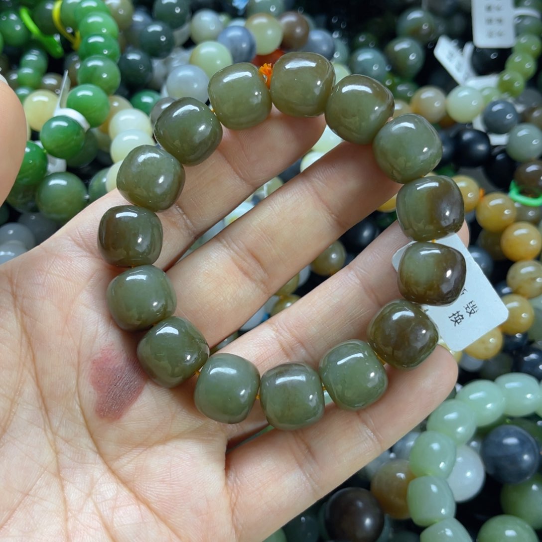 未镶嵌手链和田玉