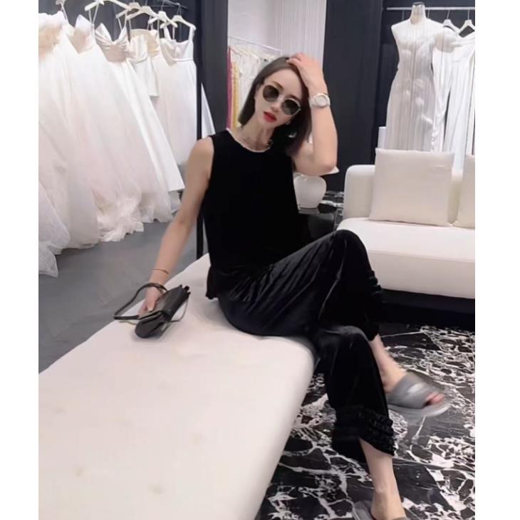 熙薇【纵享丝滑】2025夏季新款时尚气质精品丝绒八分直筒裤H3194