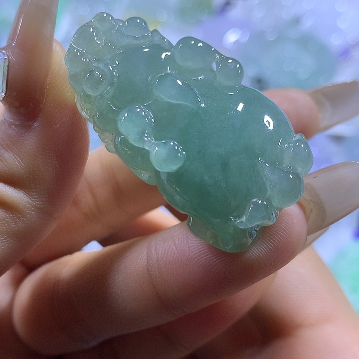 翡翠未镶嵌颈饰天然翡翠A货吊坠