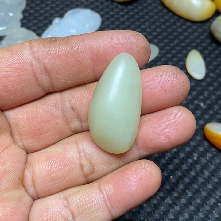 和田玉（白玉）珠宝奇石未镶嵌