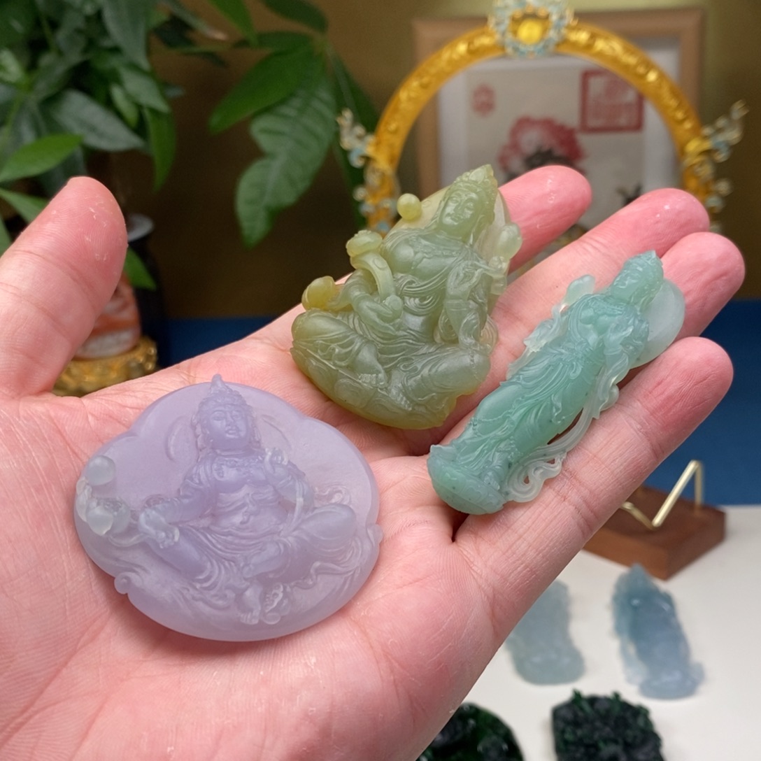 定制翡翠未镶嵌缅甸翡翠观音