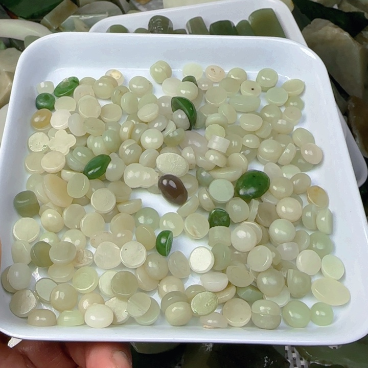 未镶嵌和田玉珠宝半成品