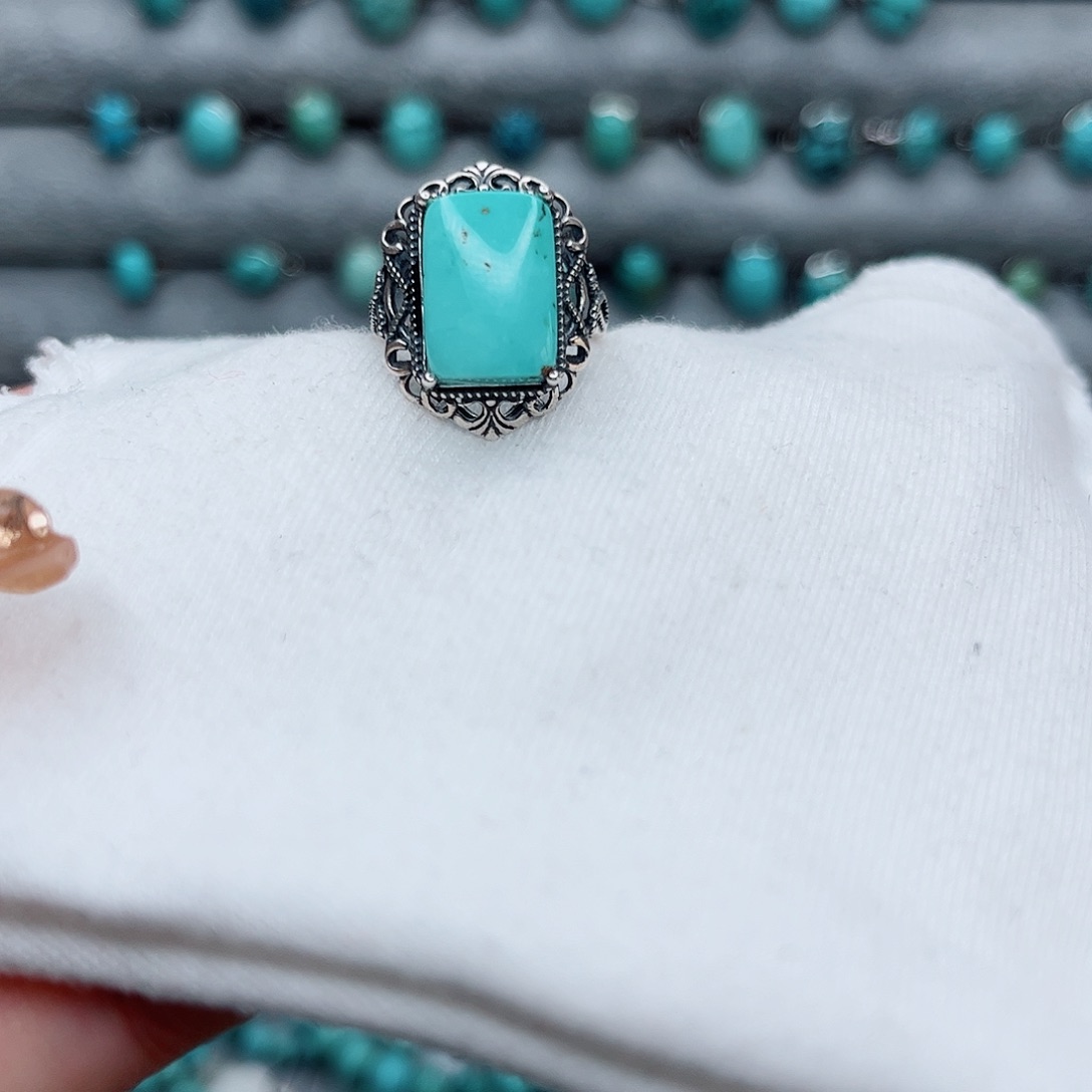 绿松石绿松石未镶嵌