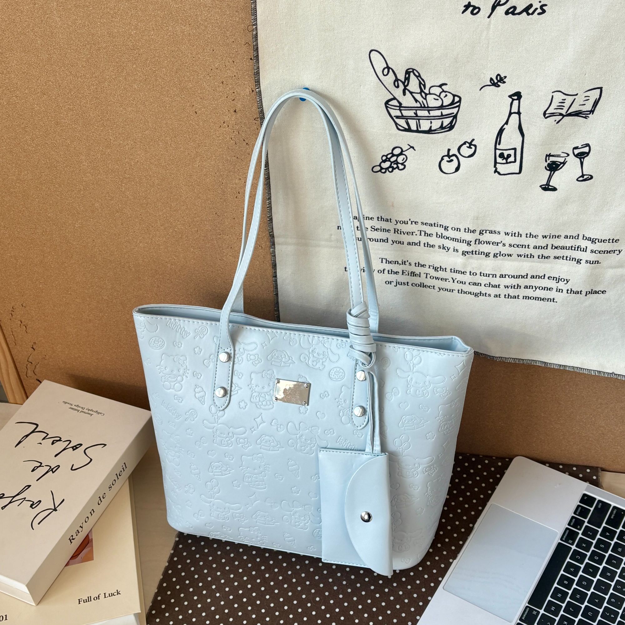 JuanJuan自制单肩压花托特包b406