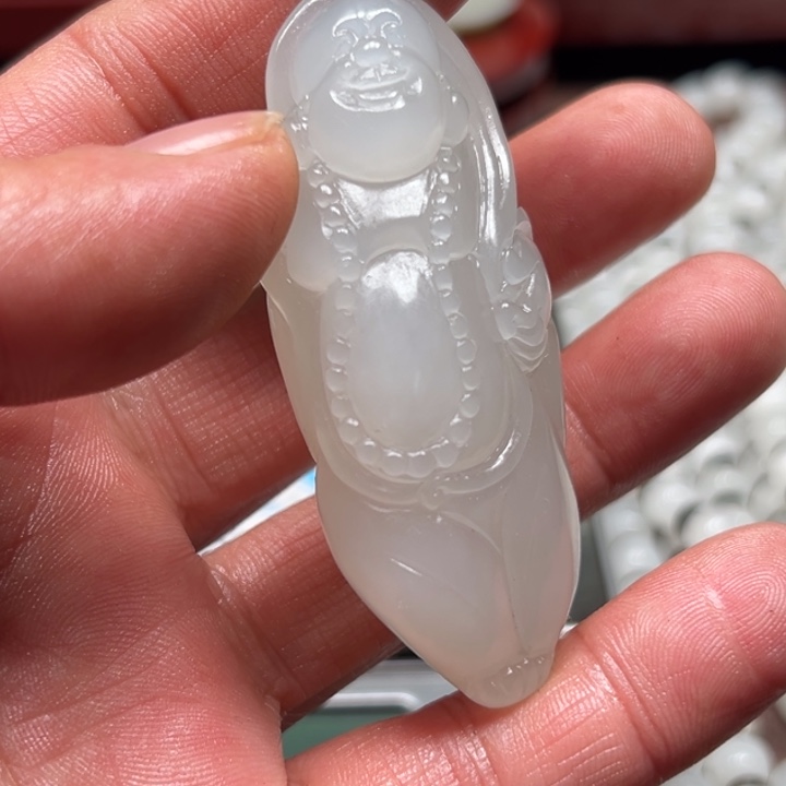 和田玉未镶嵌颈饰