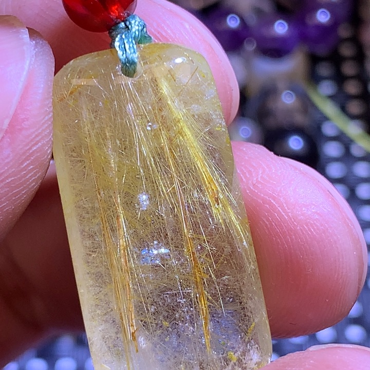 水晶吊坠(不含链)未镶嵌招**。