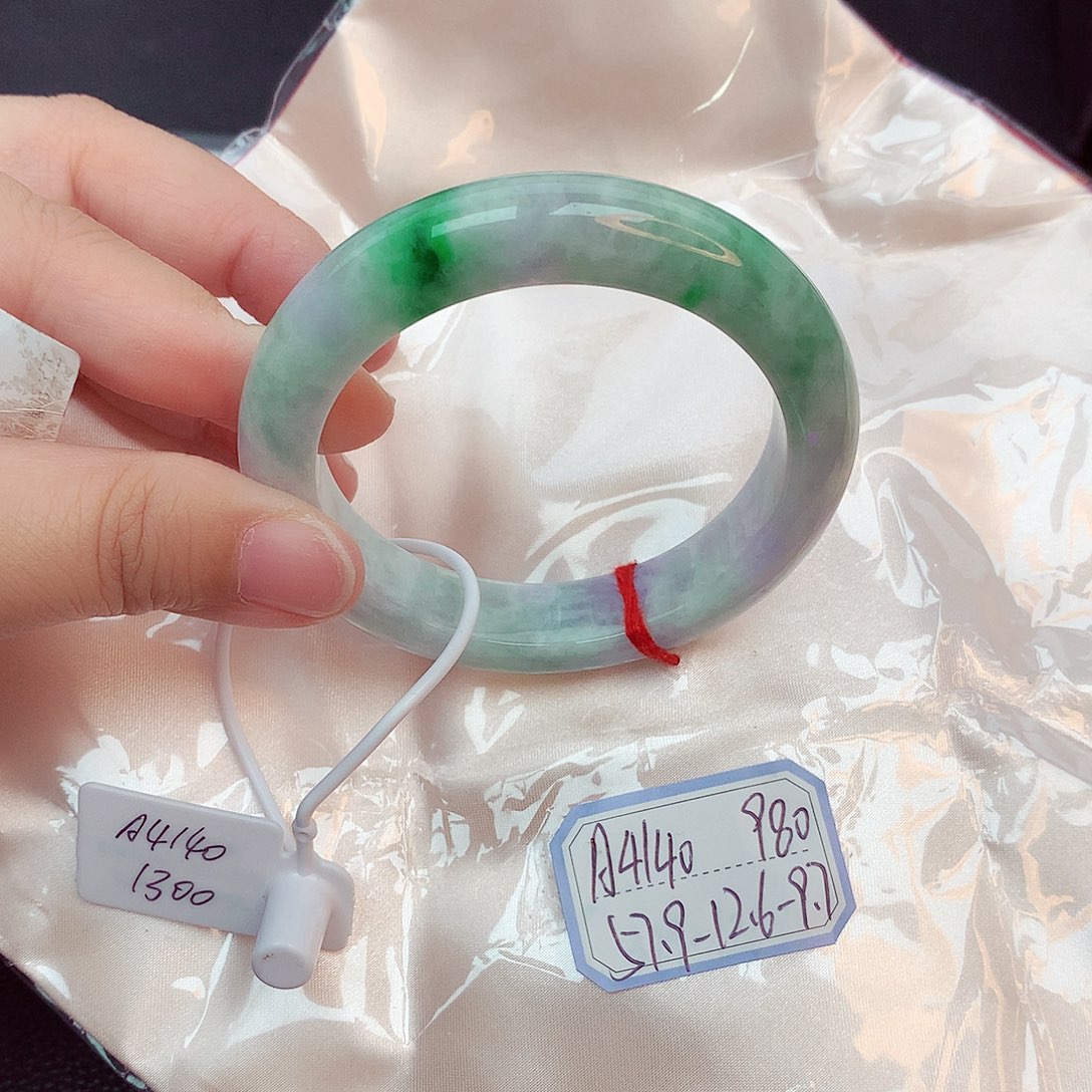 翡翠手镯未镶嵌天然缅甸翡翠A货