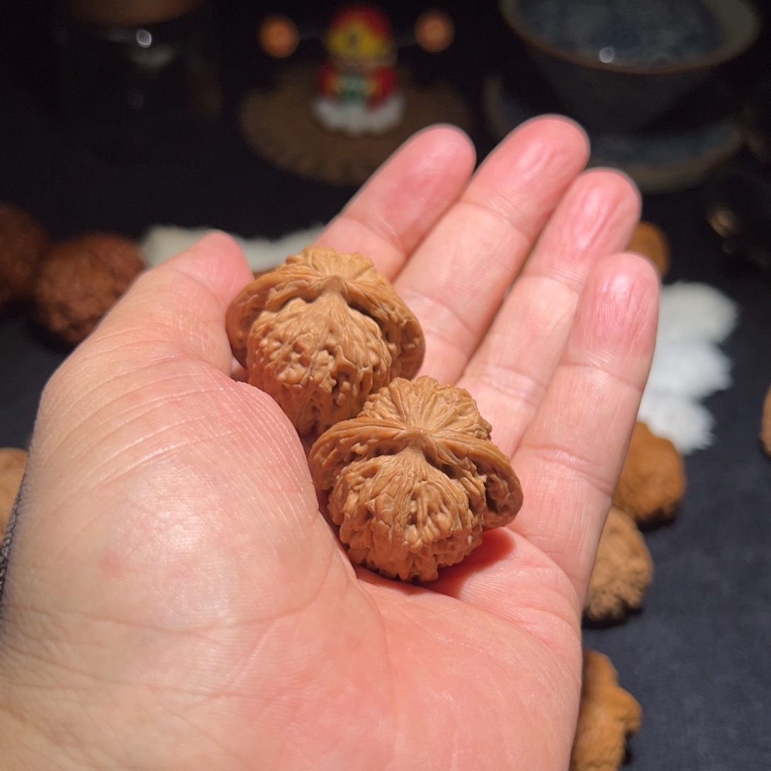 文玩核桃把件大*哥汉高