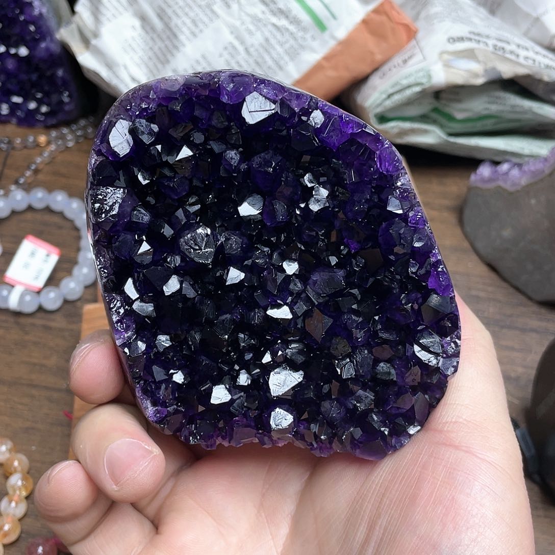 紫晶大型摆件（非配饰）未镶嵌