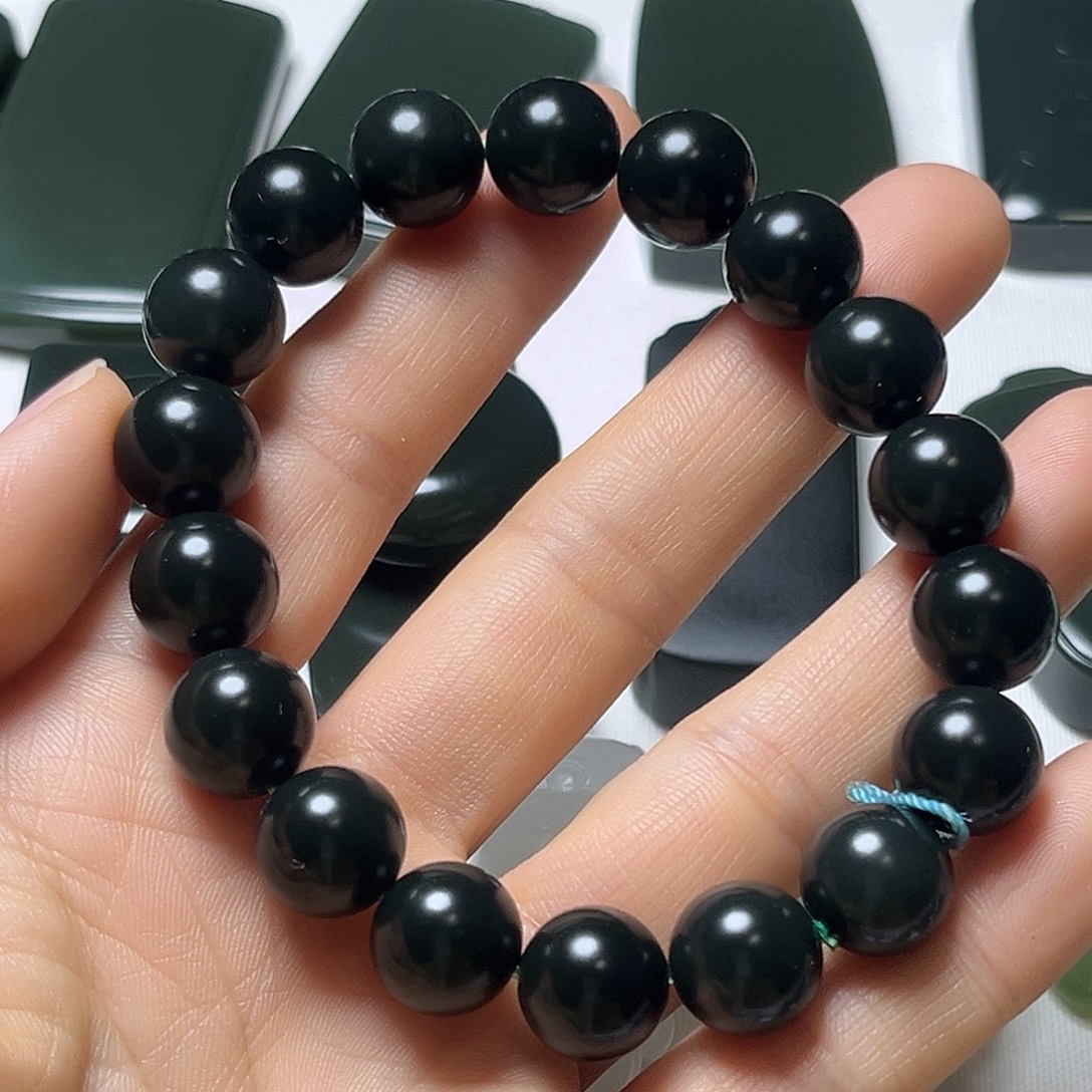 和田玉（青玉）未镶嵌颈饰