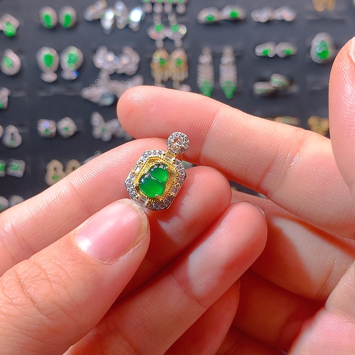 翡翠戒指银S925镶嵌耳钉