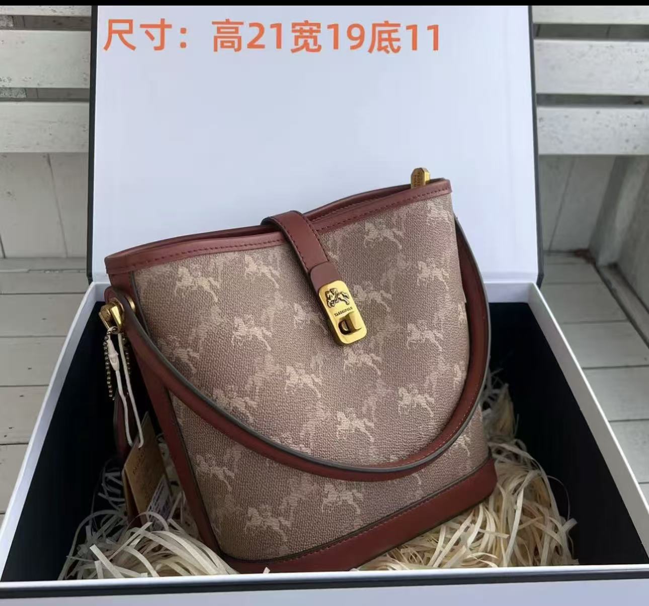YAGESIPOLO/亚格斯保罗新款轻奢时尚斜跨水桶包#ZZ-PL96001