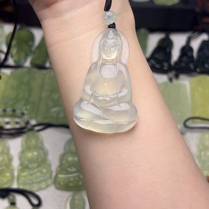 合金蛇纹石玉颈饰