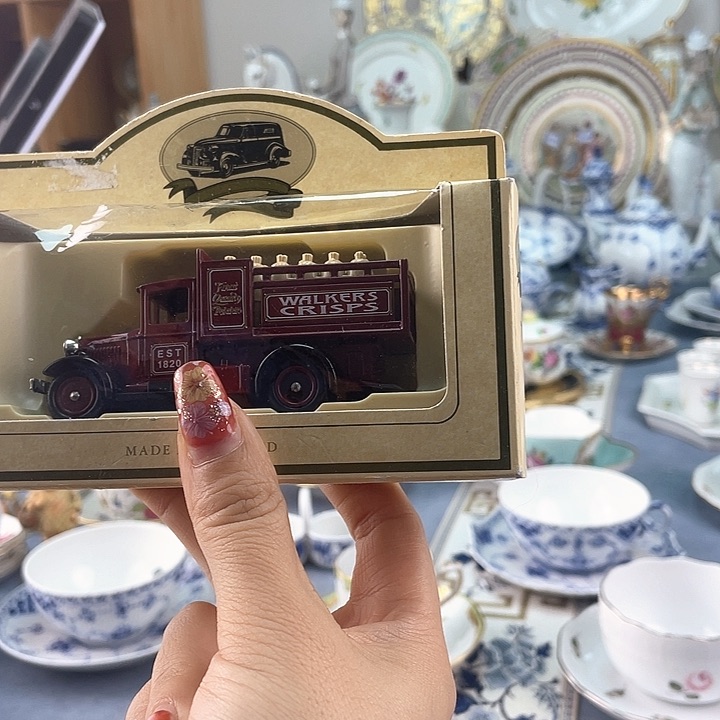 中古欧瓷瓷器小房子