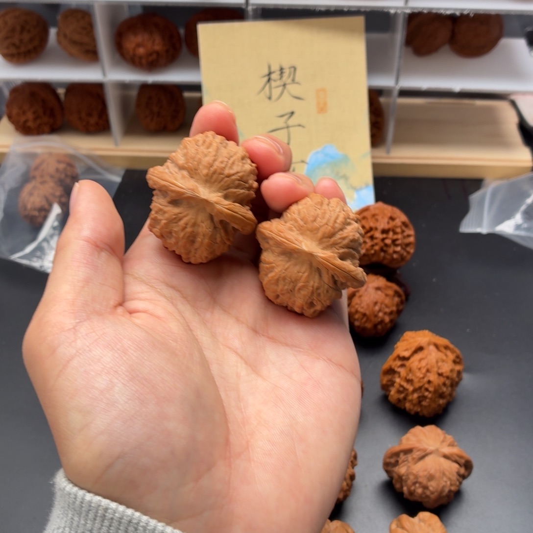把件文玩核桃平谷血麒麟全品无修