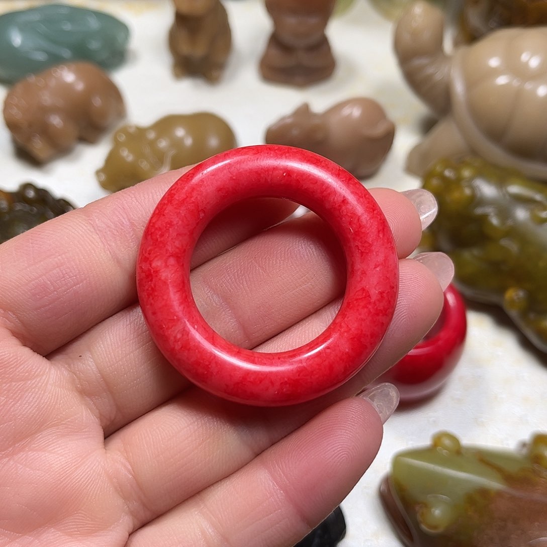 白玉菩提吊坠白玉菩提吊坠