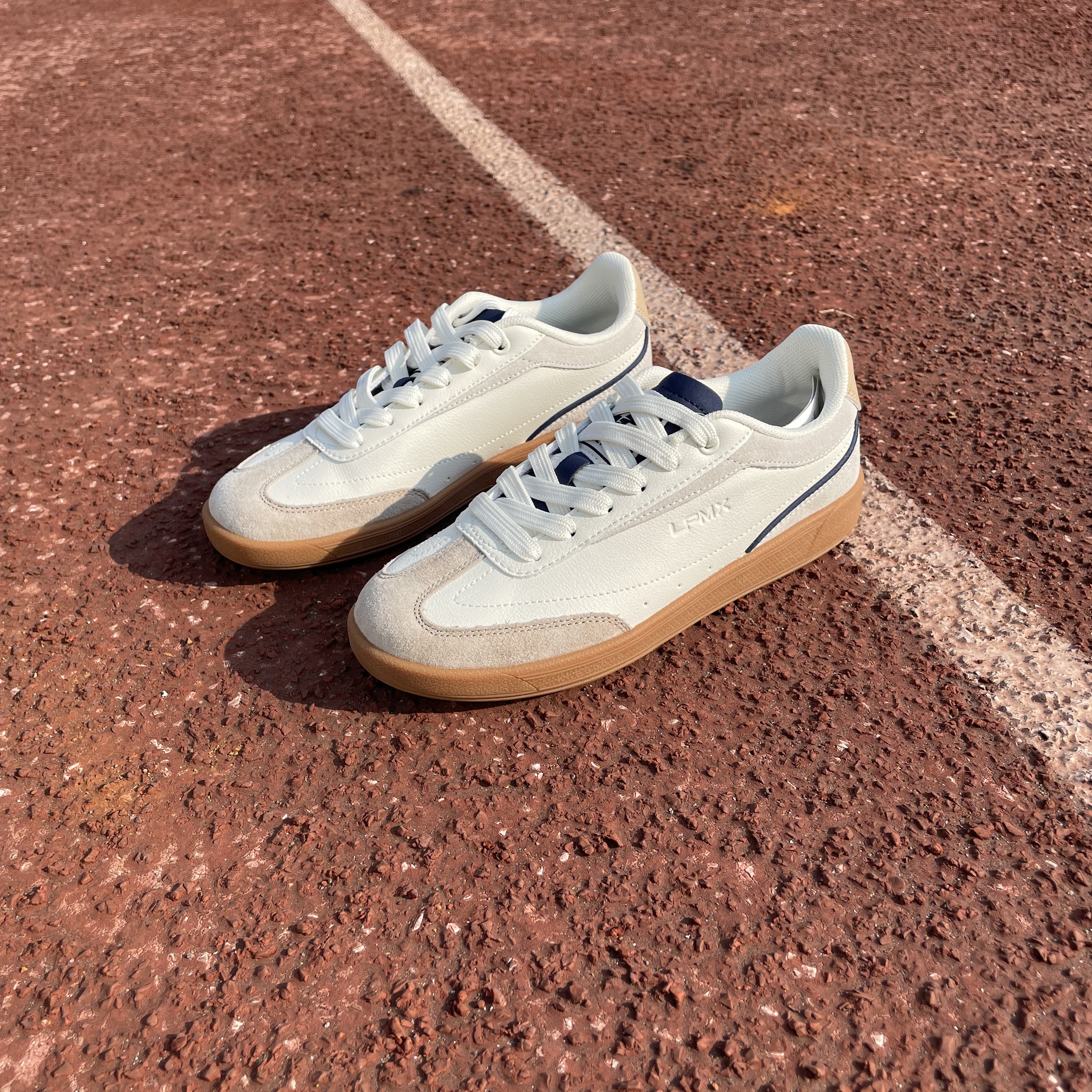 领跑梦想Z新款白蓝色德训鞋男春秋复古休闲运动轻便潮鞋板鞋