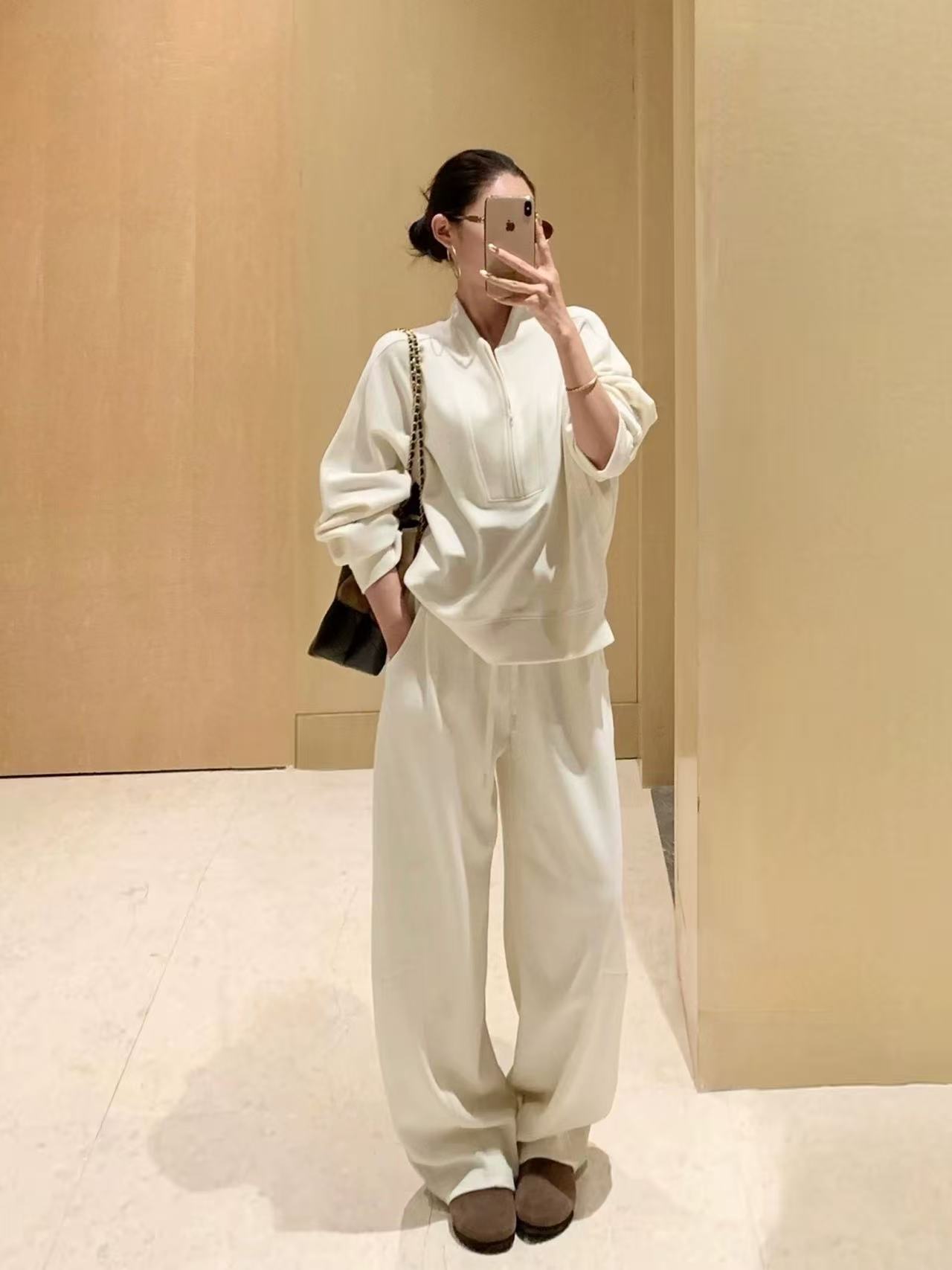 加绒休闲运动风老钱时尚套装上衣卫衣宽松+高腰系带长裤AM25383