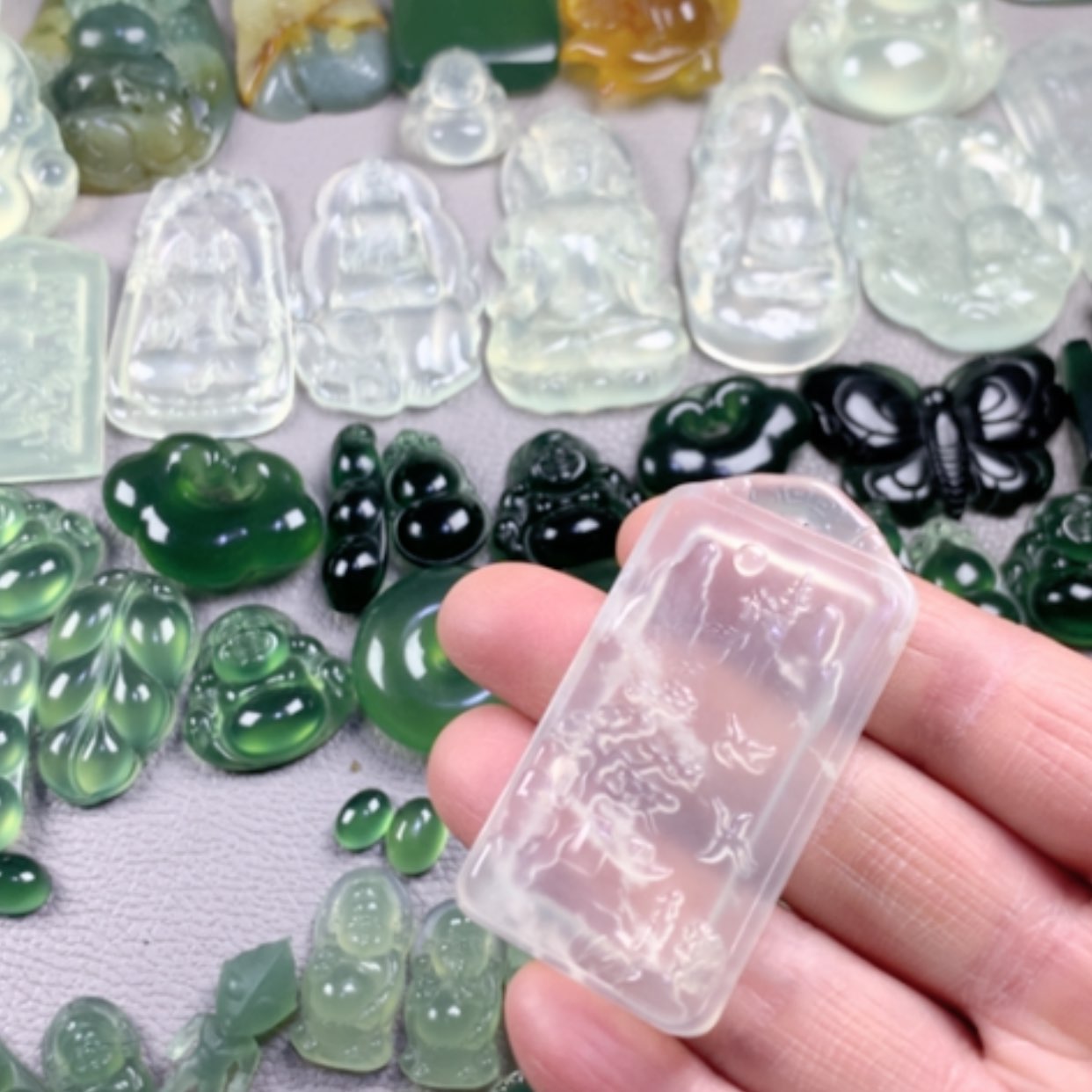 【闪购商品】蛇纹石玉岫玉未镶嵌