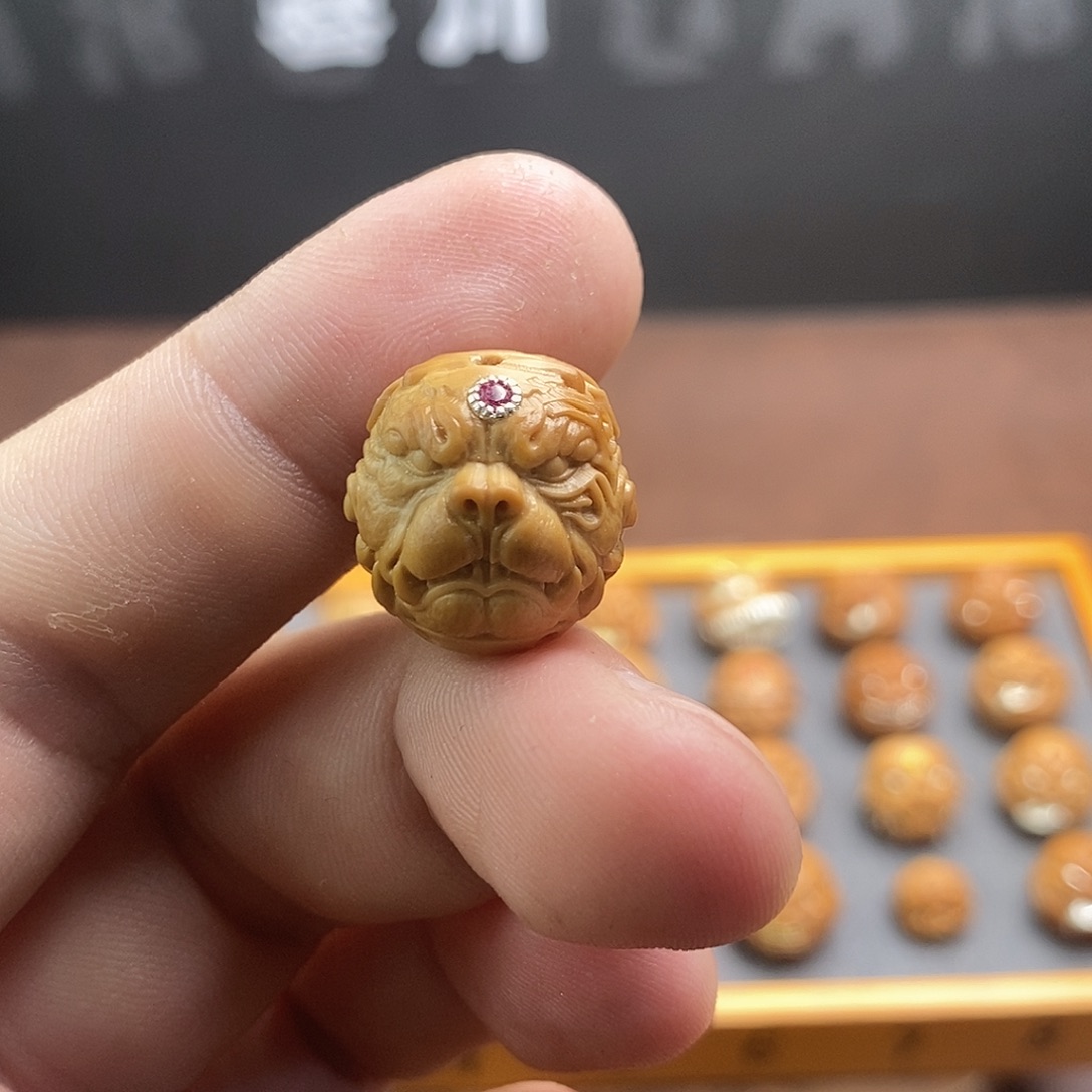 f***1猴头单颗雕刻镶嵌狗王