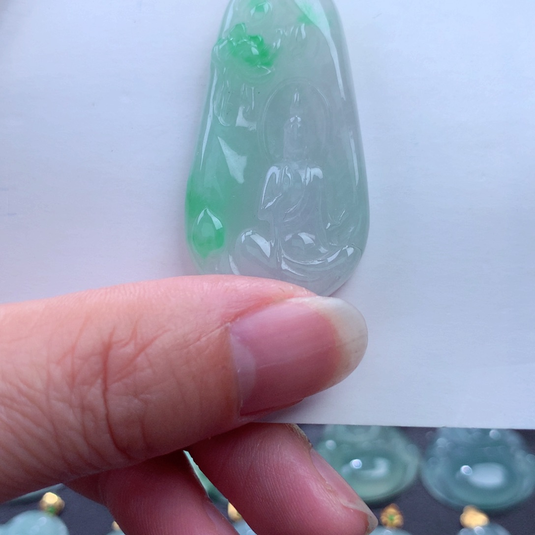 翡翠吊坠(不含链)18K金镶嵌