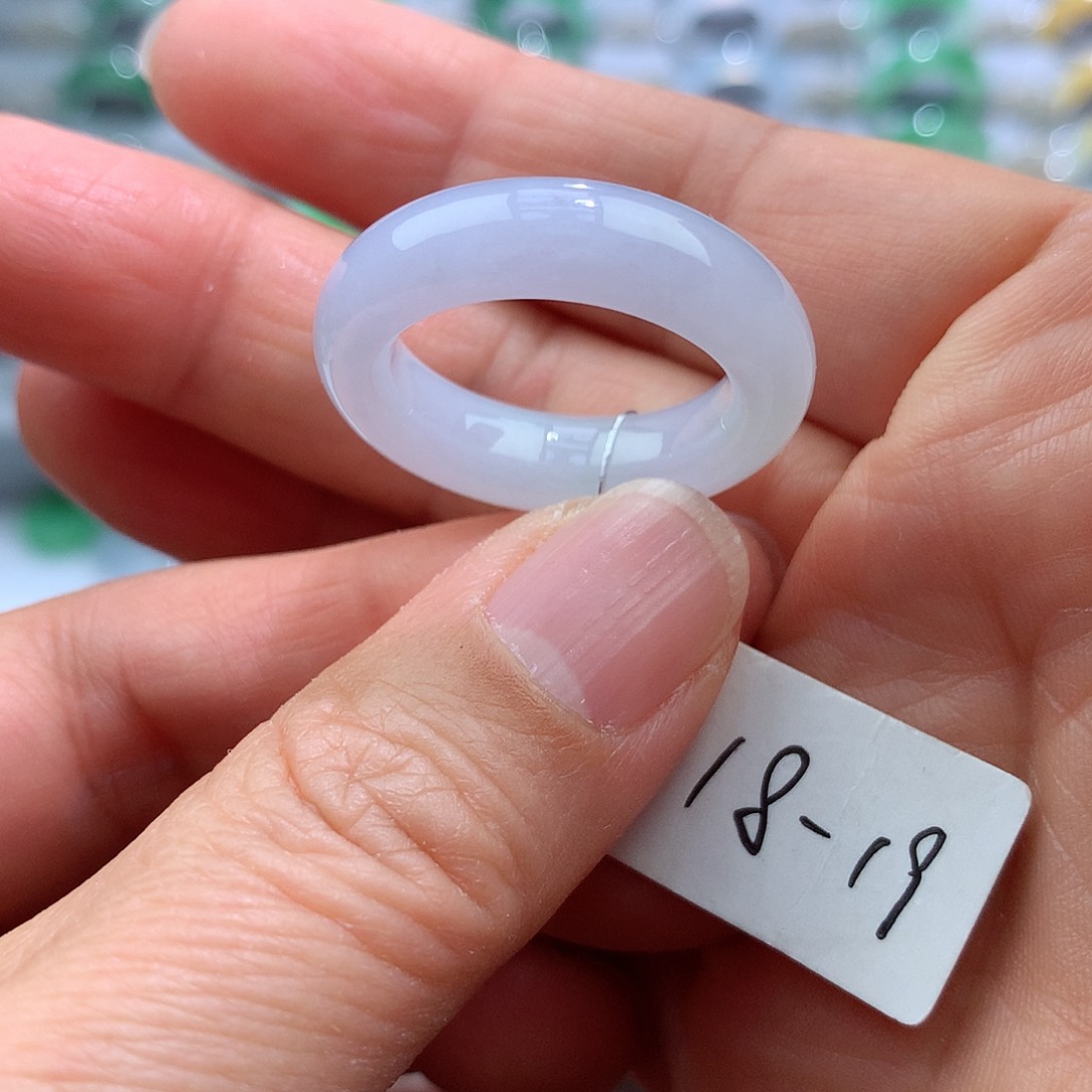 翡翠戒指未镶嵌18-19号