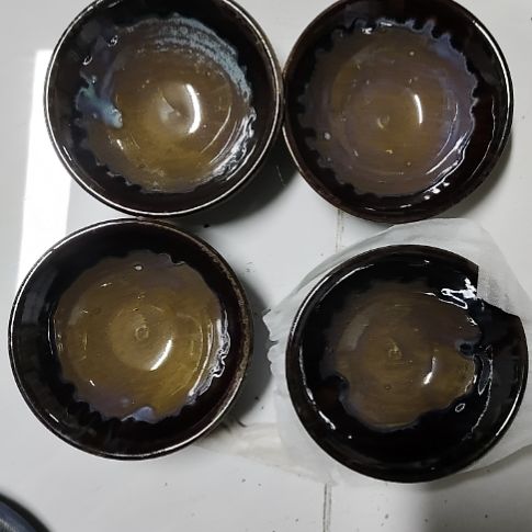 瓷片盘，沙锅，瓷片，瓶，碗，各种沙锅，摆件，