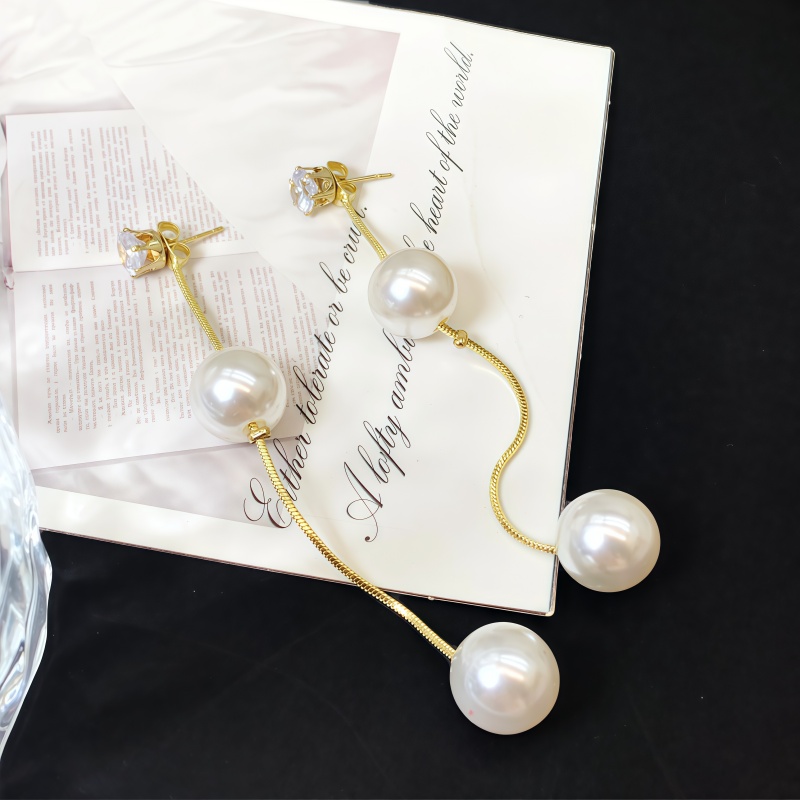 铜合金耳饰 气质轻奢时尚百搭法式小众精致满钻耳饰LY0033