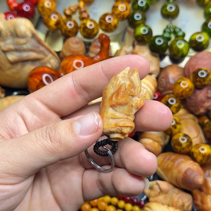 松木琥珀木文玩手串