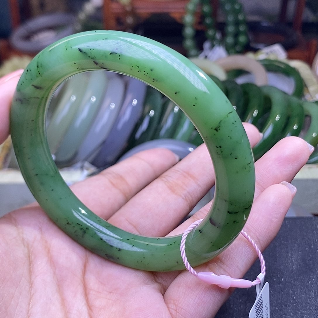 和田玉福利价碧玉乌兰海圆条手镯57.7未镶嵌
