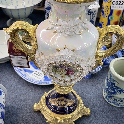 摆件温*陶瓷制品摆件….