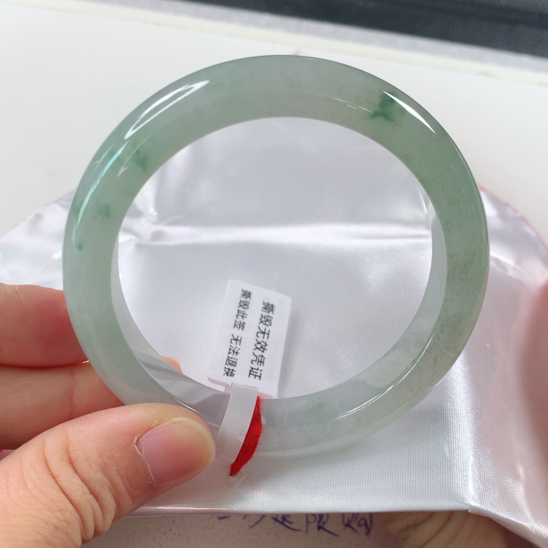 未镶嵌手镯翡翠253
