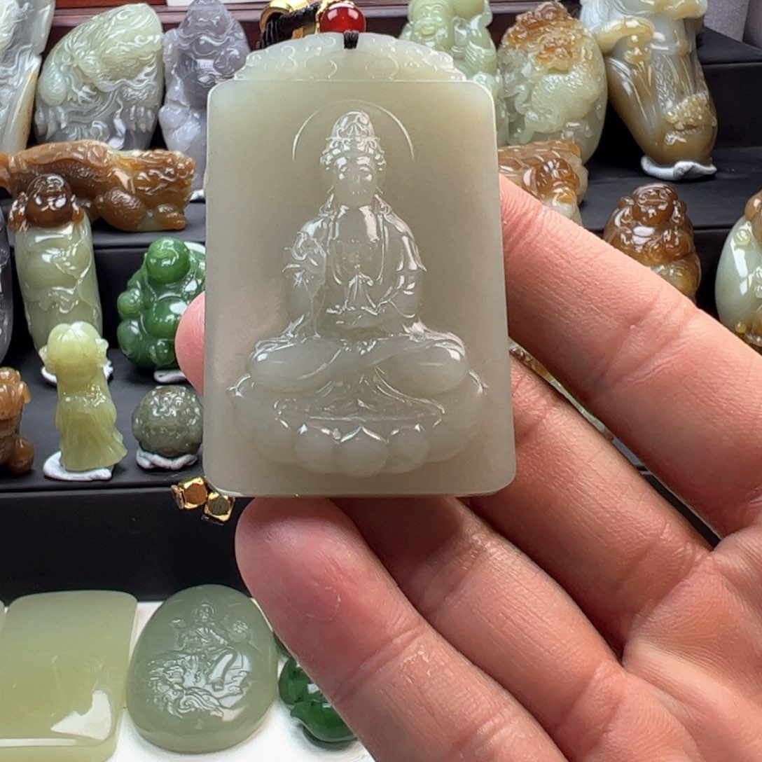 和田玉颈饰未镶嵌