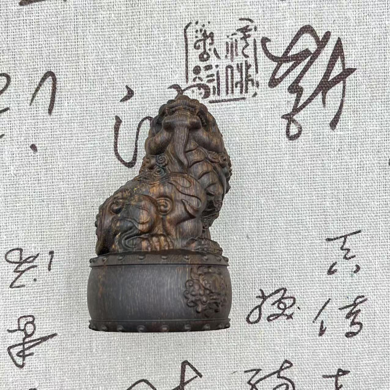 沉香雕刻摆件小礼包1(拍一发二) 多样性发货 