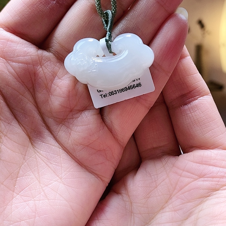 【闪购商品】颈饰未镶嵌和田玉