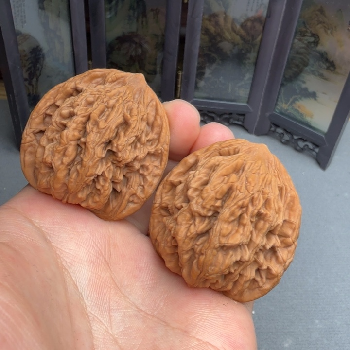 文玩核桃吊坠麦虎43