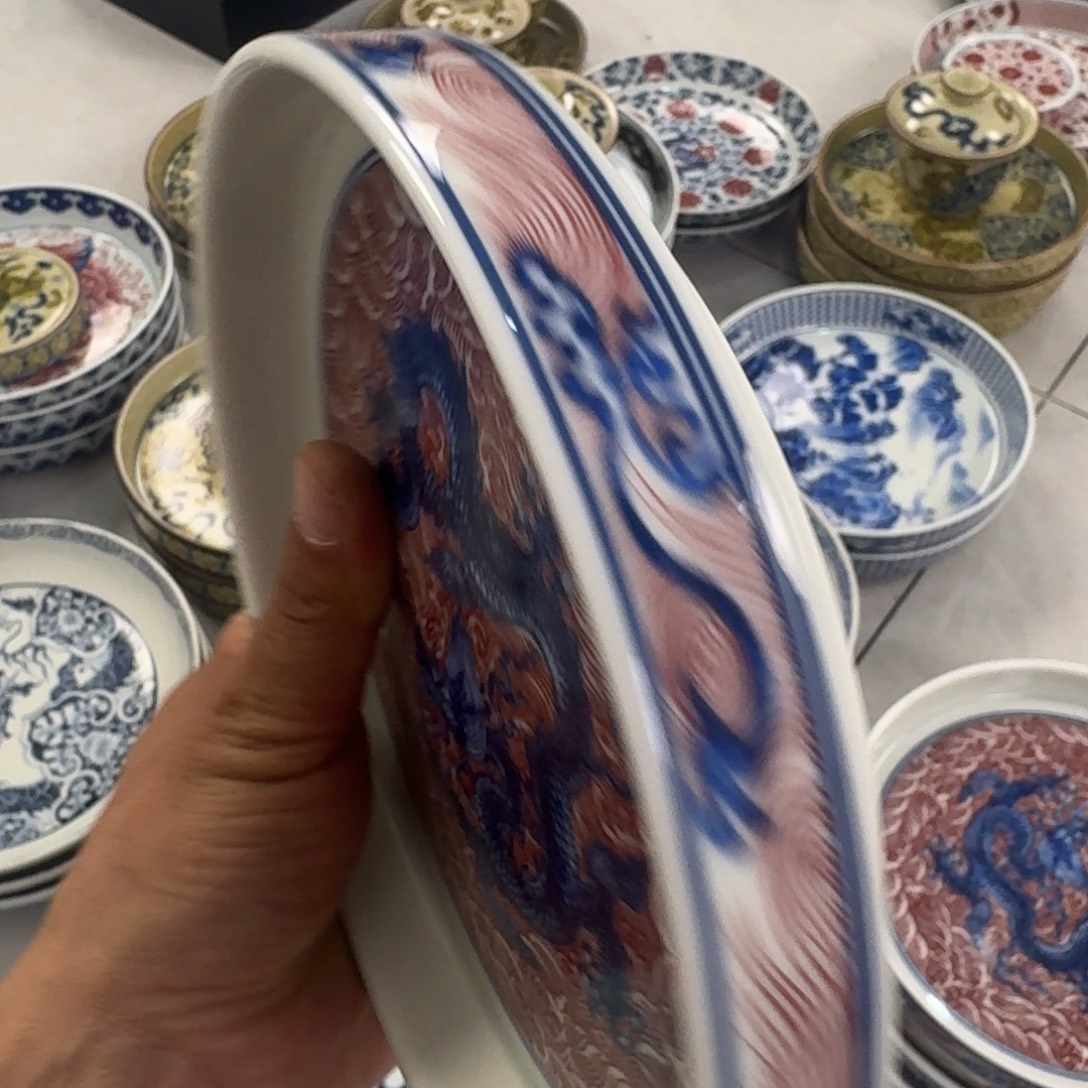摆件釉里红海水龙大壶承微瑕