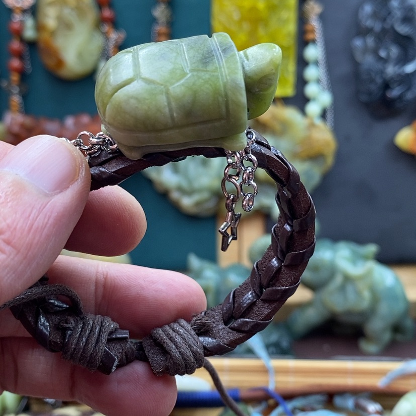 【闪购商品】未镶嵌岫玉吊坠