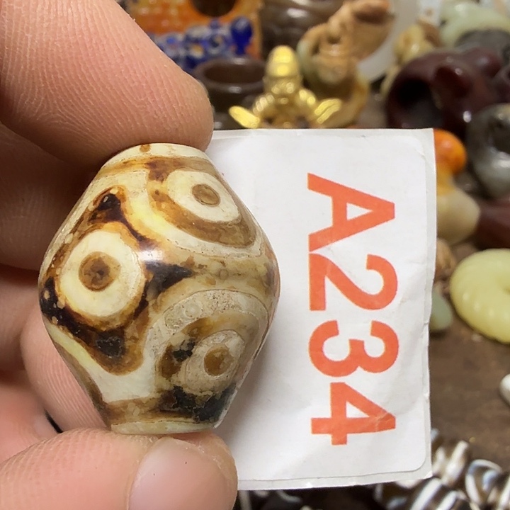 爽***蛙玛瑙/玉髓未镶嵌颈饰