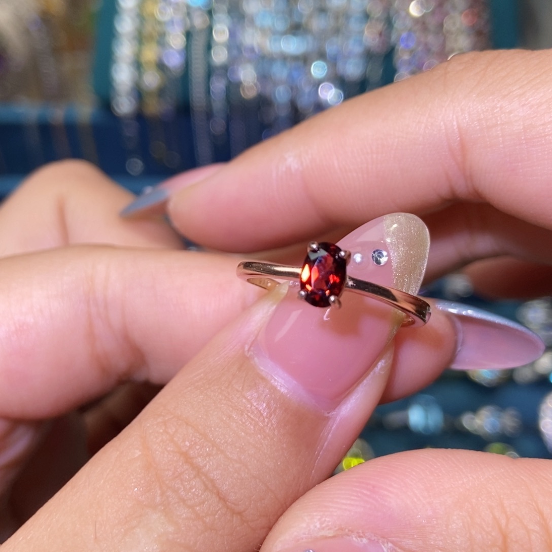 银S925镶嵌戒指石榴石